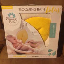 Baby Blooming Bath Lotus