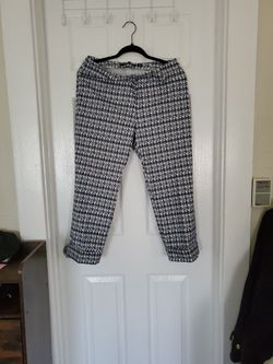 Insight Houndstooth Ankle Pants – Size 10 (Stretchy & Comfy!) 