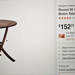 Wood round table with chairs 