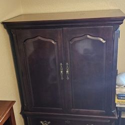 Thomasville Armoire 