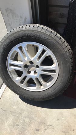 Subaru Forester wheel and tire
