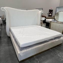 NEW IN BOX- 66"H Cream Queen & King Size Tufted Platform Bed Frame FINANCE $54 Down
