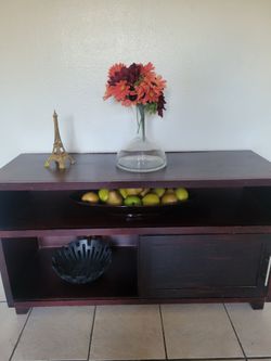Nice sturdy Tv stand with sliding door