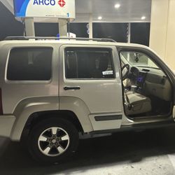 2008 Jeep Liberty