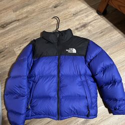 Nupste North Face Puffer Blue Size Medium!