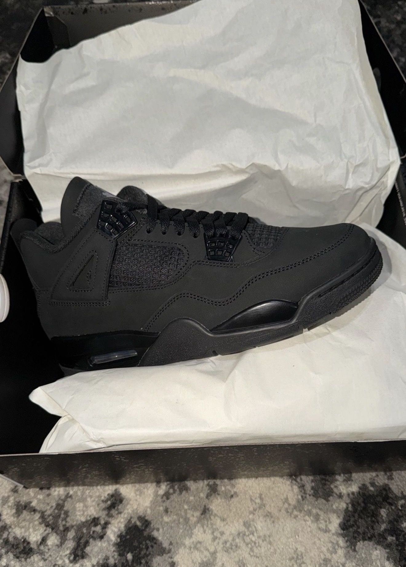 AIR JORDAN 4 BLACK CAT SIZE 8.5 / 9.5 / 10 / 11 / 12 / 13