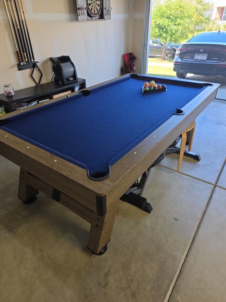 8 Foot Pool Table