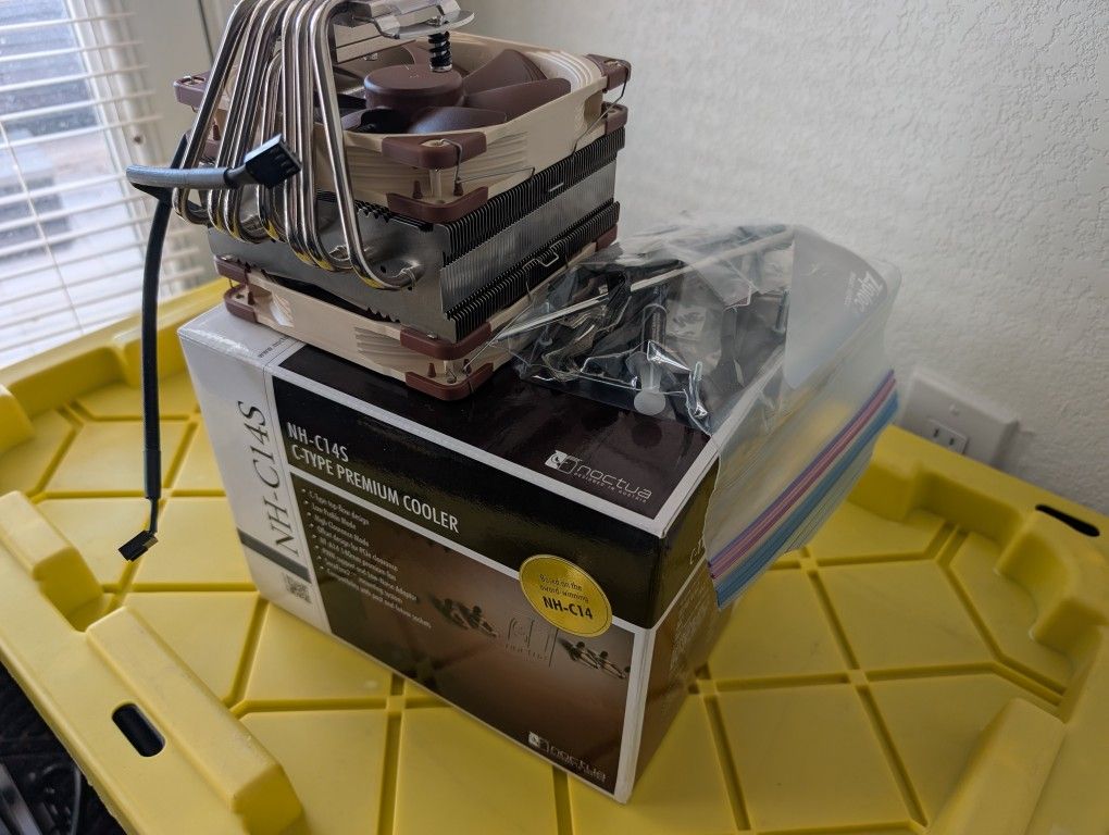 Noctua NH-C14S with 2nd fan