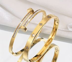 Bracelet set