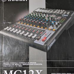 Yamaha MG12X 12 Channel Mixer