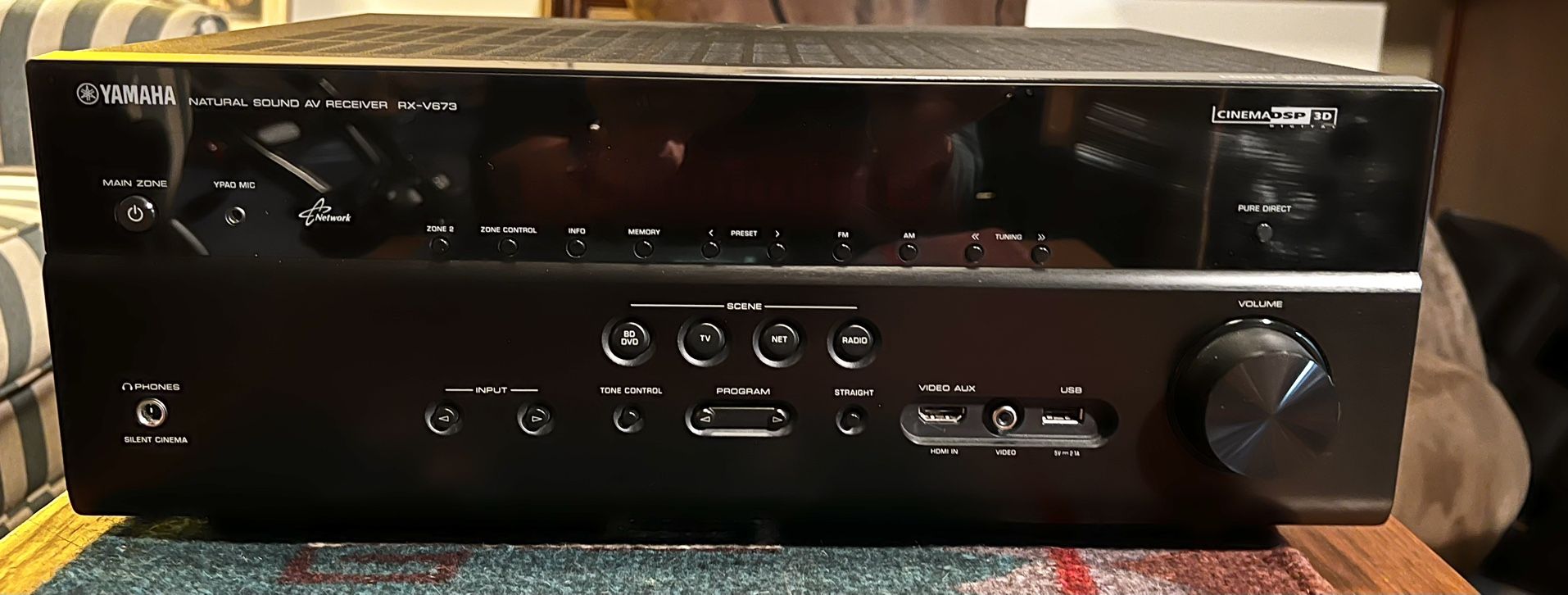 Yamaha RX-V673 5 HDMI’s... 400 W 60Hz