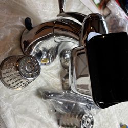 Vendó makina para aser ensalada marca royal Prestige es nueva nunca se usó