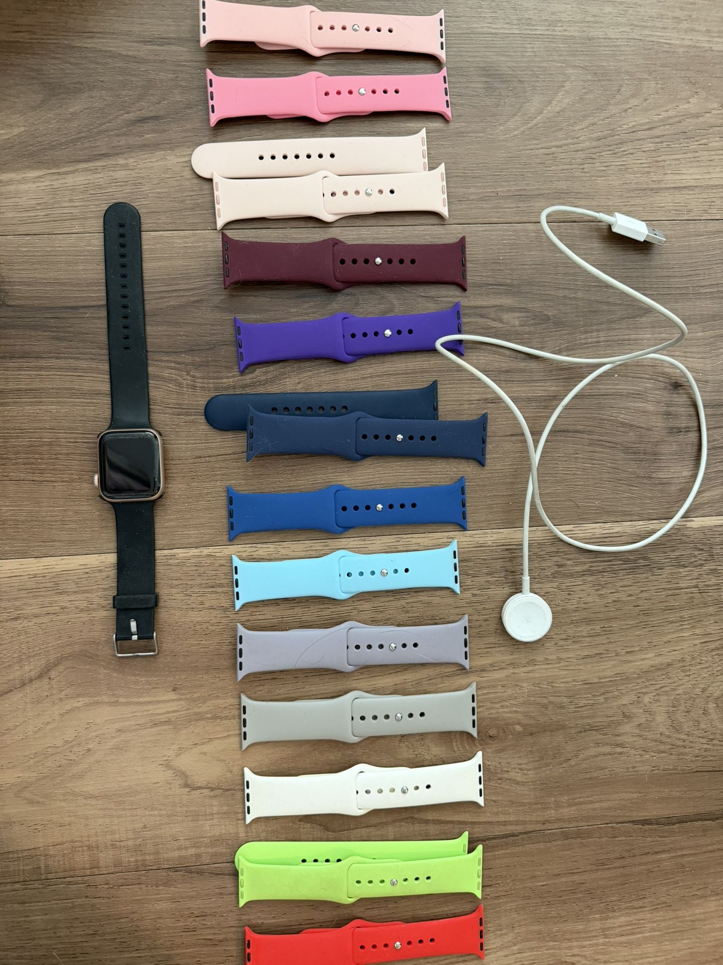 APPLE WATCH SERIES 6 40mm