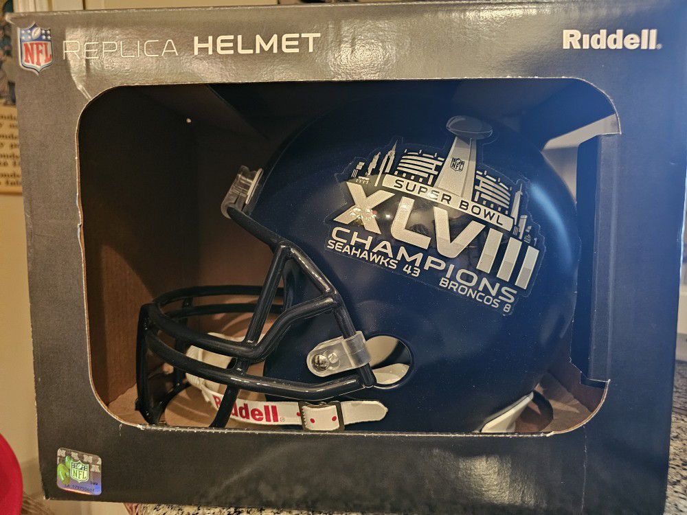 Seahawks Signed  Super Bowl Helmet 