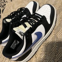 TPU swoosh Nike Dunk Low Size 7