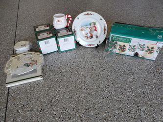 Holiday hosting items