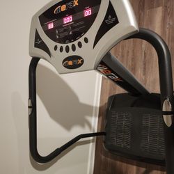 Professional VIBRATION PLATE/ MACHINE