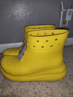 Brand New Paor Of Crocs