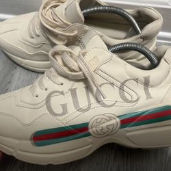 Gucci Shoes 