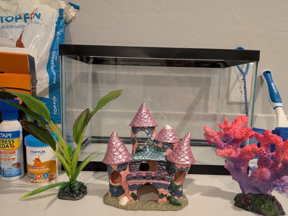 Fish Tank And Accessories 