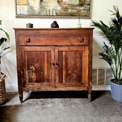 Vintage, ANTIQUE  AMERICAN EARLY  Pie Safe 
