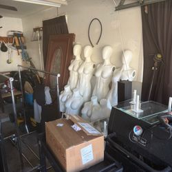 4 Mannequin’s full body and 4 top half one’s