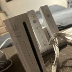 Complete nintendo wii bundle 