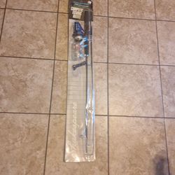 NEW SHAKESPEARE COMPLETE FISHING OUTFIT  $30  FIRM PRICE 