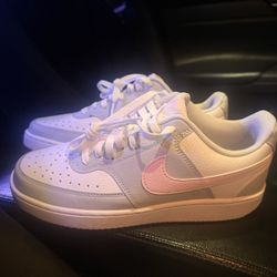 Pink Nike 