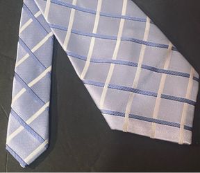 President DONALD J TRUMP Signature Collection Blue Shades Striped Necktie Tie