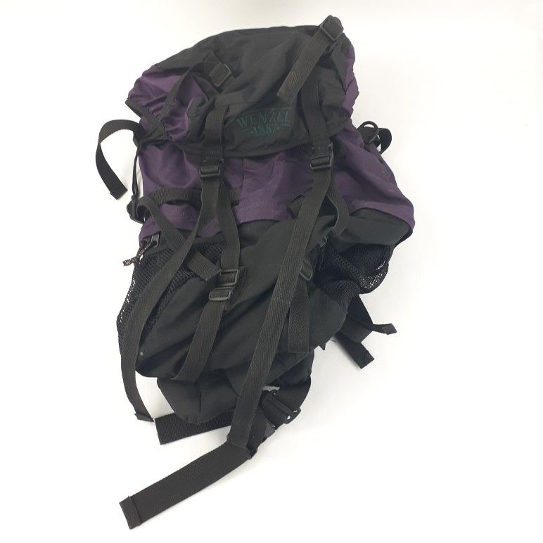 Wenzel 1887 Hiking Backpack 3500 Missing 1 Side of Chest Strap easy replace otherwise works perfectly