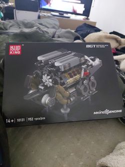 Mould King BGT Supercar with W16 Engine