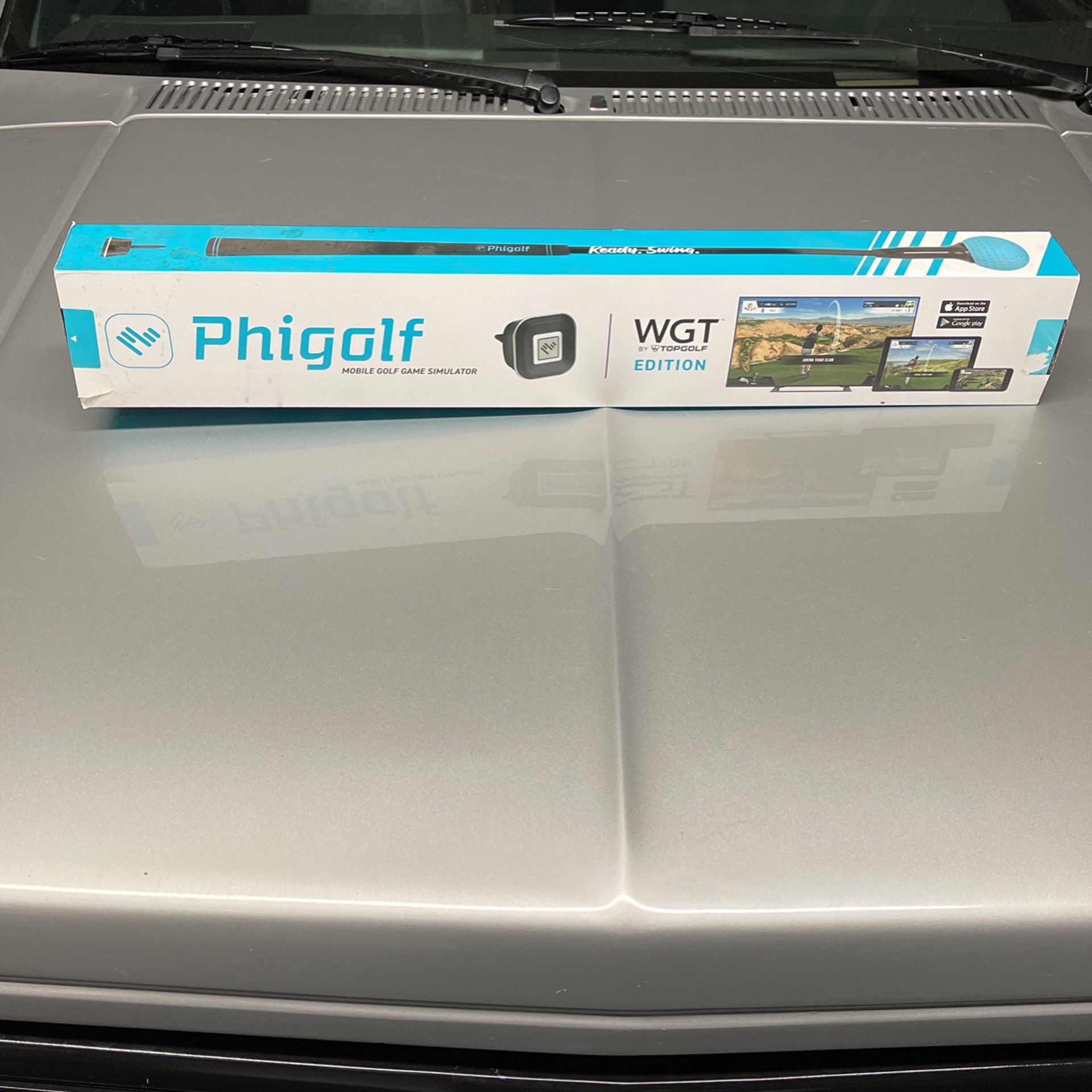 Phigolf  retails for $250 Used 2 times  $150  firm