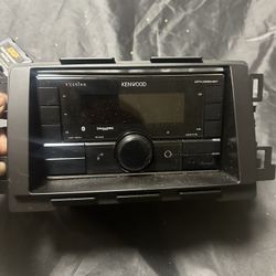 Kenwood Radio 