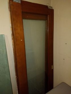 2 Pocket Doors