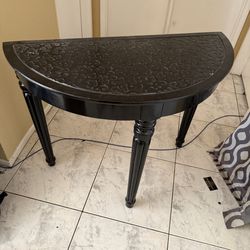 Entry door table