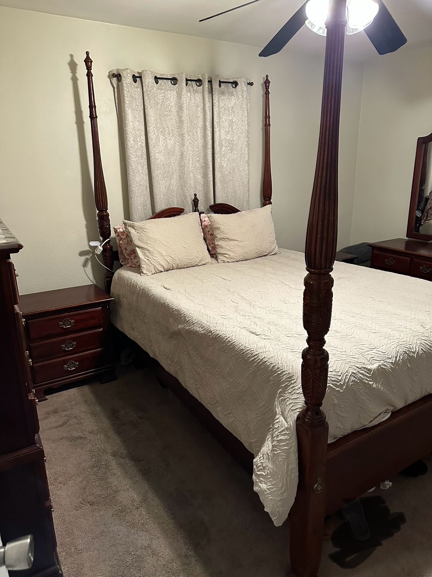 Vintage Cherry Wood 5pc Bedroom Set