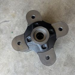 Polaris OEM HUB-WHEEL(MACH) ,BLK (contact info removed)-067 (RZR XP 1000, XP Turbo 1000, Turbo S, RS1)