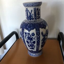 Holland Vase 15.5 Inch