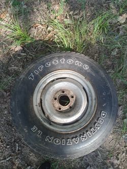 R15 tire