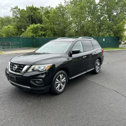 2017 Nissan Pathfinder