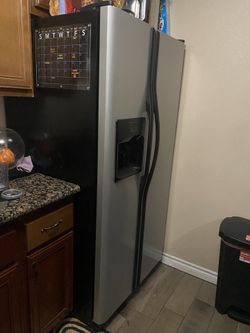 Frigidaire Refrigerator