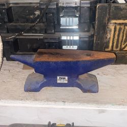 15 Lbs Anvil 