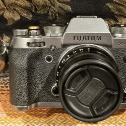 Fujifilm X-T2 Mirrorless Camera Body - Weather Sealed - Extras Included