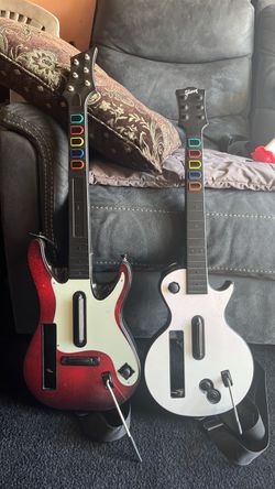 Guitar hero guitars Wii