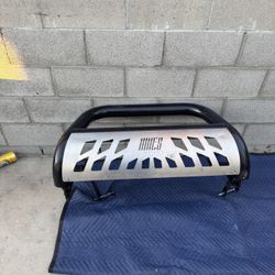 Black Steel Bull Bar 