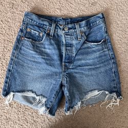 Levi's 501 Women's Shorts Size W25