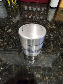 Stainless Steel 2-in-1 Dual Salt & Pepper Grinder Mill