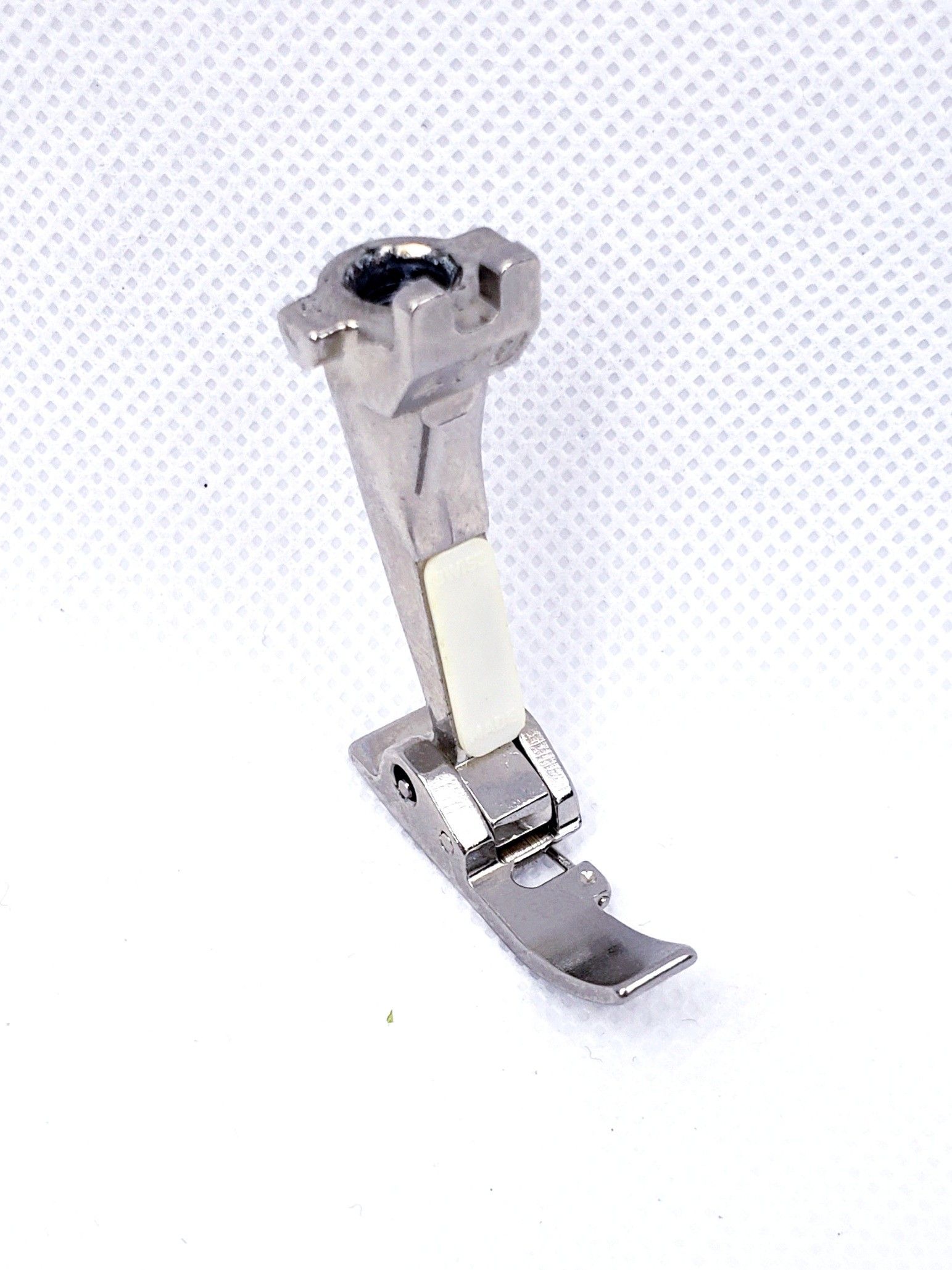 BERNINA Sewing Machine Overcast/Overlock Stitch Presser Foot 470 Old