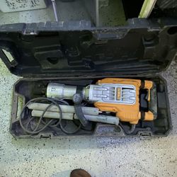 DEWALT 29 lbs. SDS MAX Demolition Hammer